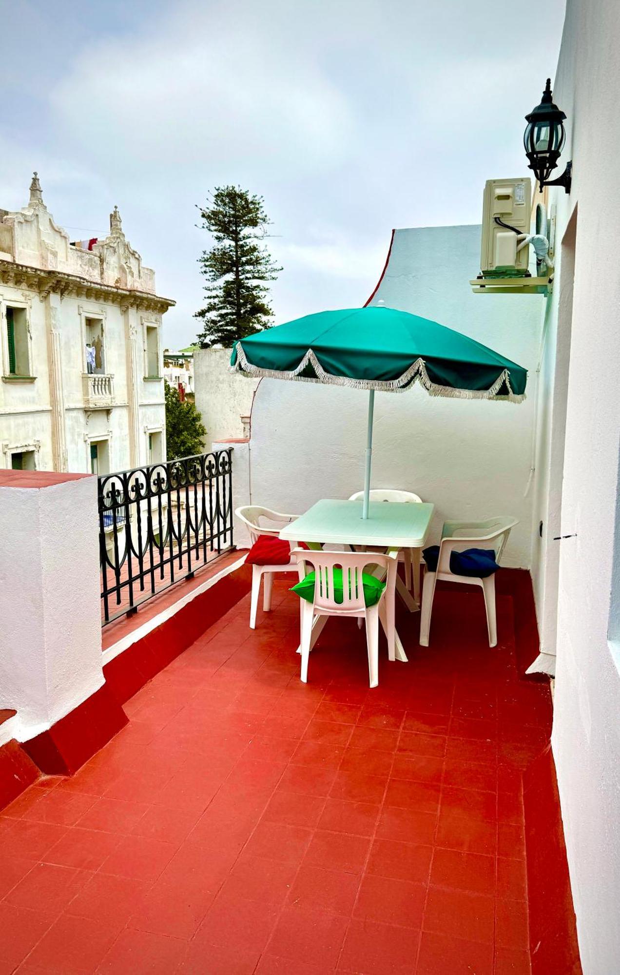 Joli Appart Avec Terrasse Au Centre Ville Tétouan 外观 照片